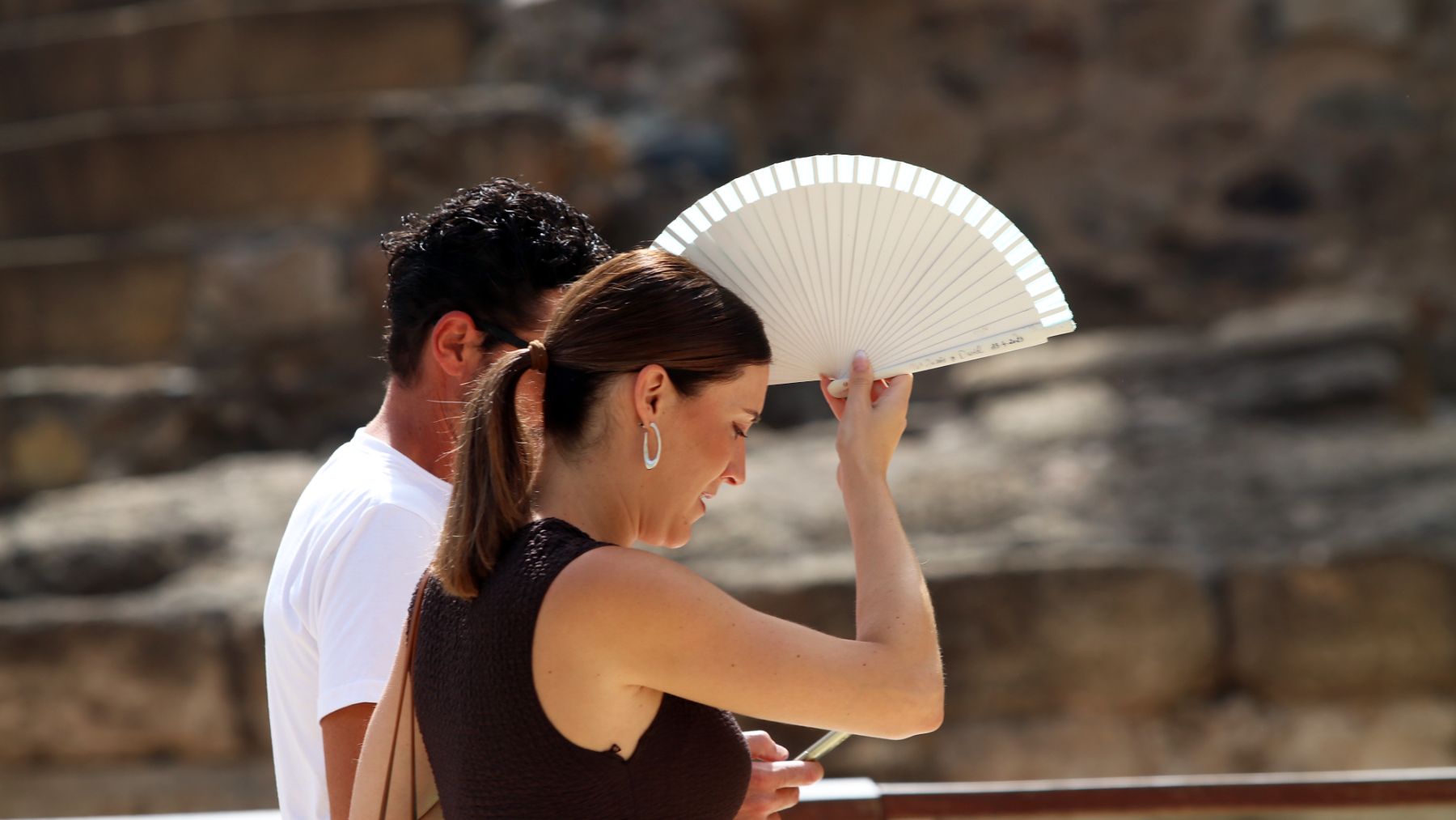 La AEMET avisa de una nueva ola de calor que convertirá Andalucía en ...