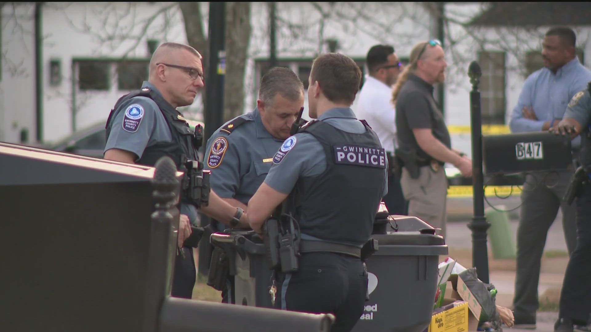 911 call turns deadly after man charges at officers with knife at ...
