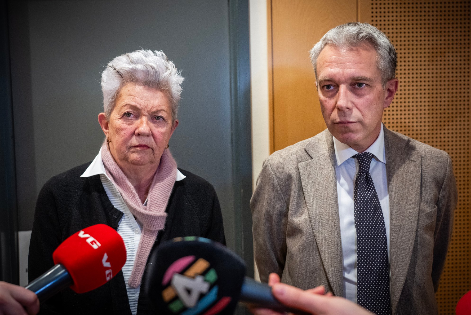 Oslo 20260210.  Forsvarere Ellen Holager Andenæs og Petar Sekulic. Saken mot Marius Borg Høiby pågår i sal 250 i Oslo tinghus. Marius Borg Høiby (29) er tiltalt for totalt 38 hendelser, blant annet fire sovevoldtekter, mishandling, vold, trusler, skadeverk, oppbevaring og overlevering av marihuana, brudd på besøksforbud og brudd på veitrafikkloven. Han erkjenner delvis straffskyld for det som gjelder den ene fornærmede, «Frogner-kvinnen», og tiltaleposten om trusler. Han erkjenner også brudd på veitrafikkloven, besøksforbudet og narkotika-anklagen. Han nekter straffskyld for resten av tiltalen. Det er totalt sju fornærmede. Foto: Ole Berg-Rusten / NTB