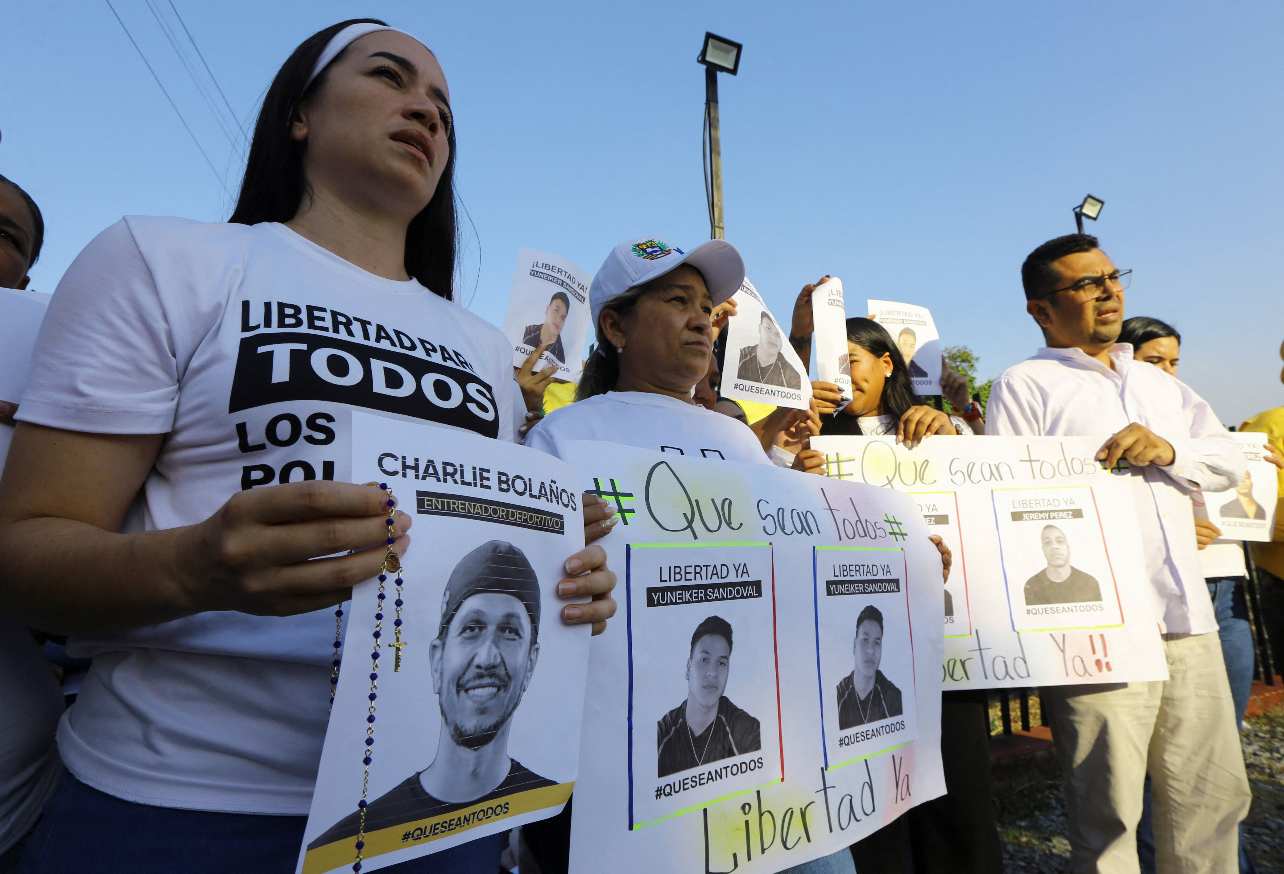 Venezuela grants amnesty that could release hundreds of political detainees<br>