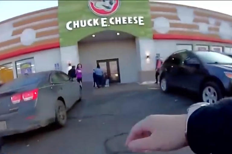 Man placed in coma after 2 brutes brawl during 5-year-old girl’s Chuck ...