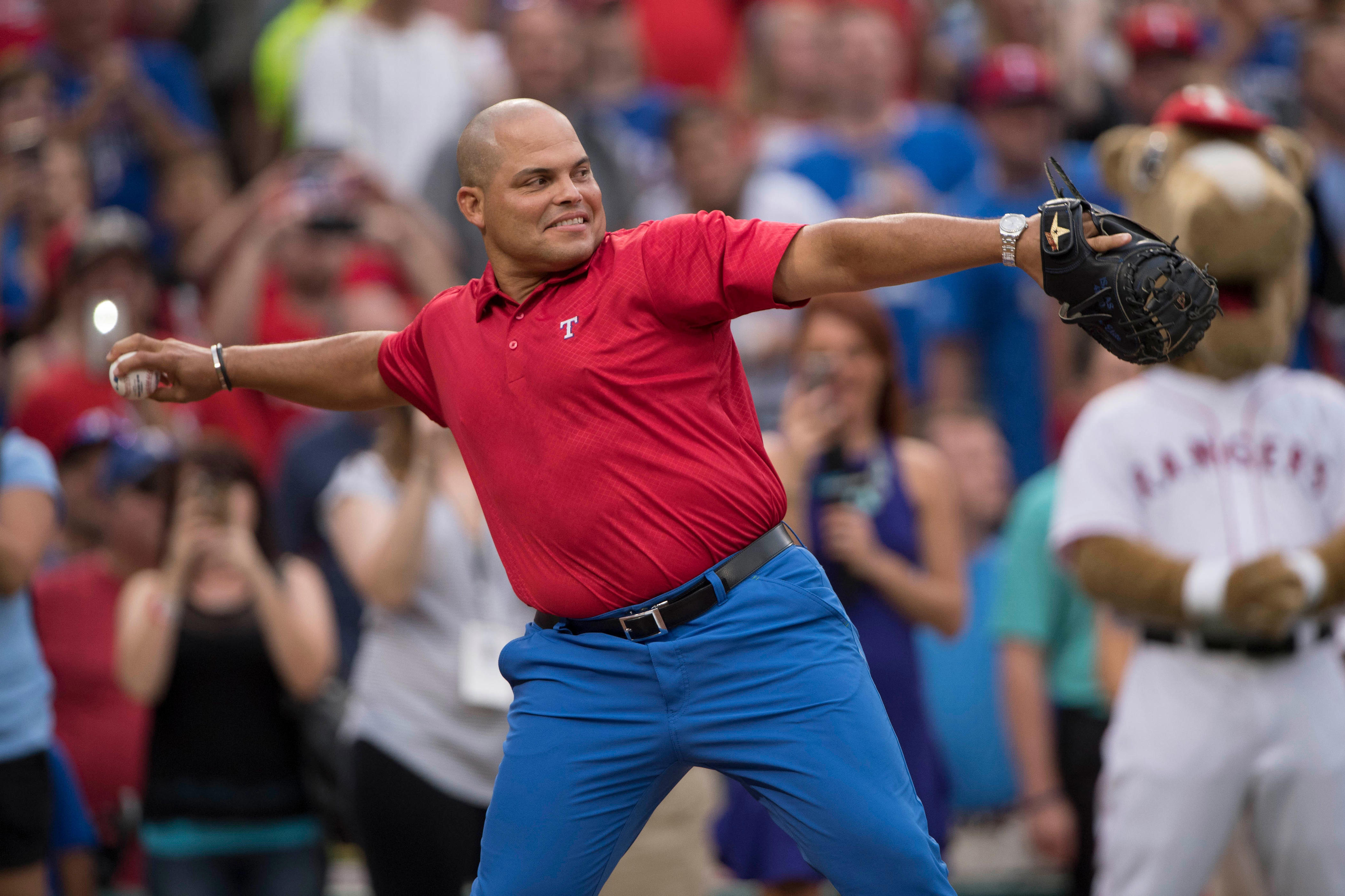 Iván 'Pudge' Rodriguez to headline the Bridge's Heroes and Legends gala