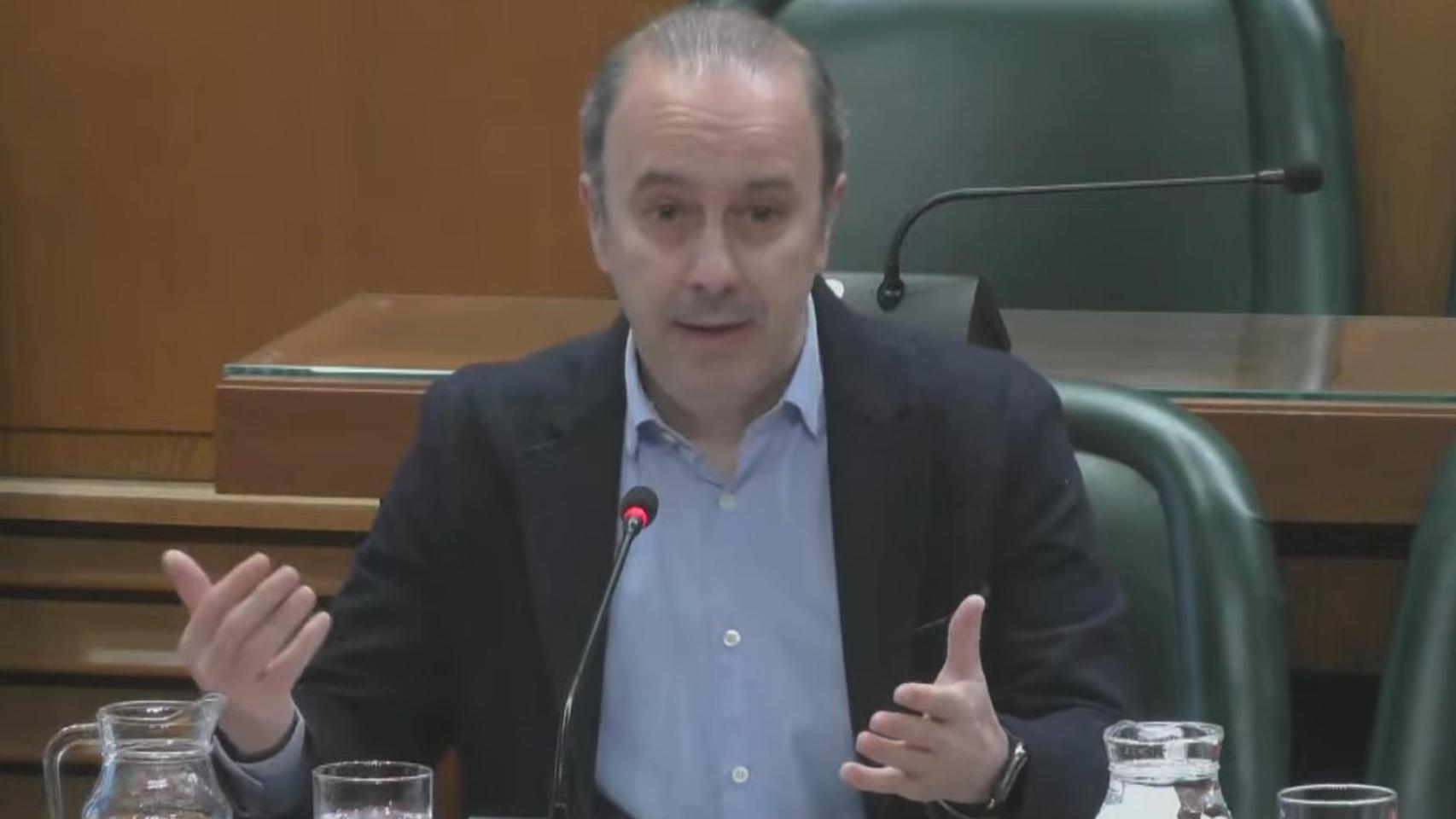 Un concejal del PSOE en Zaragoza pregunta al PP en latín por la línea 2 ...