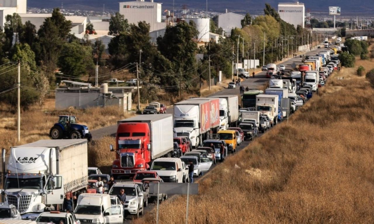 Estas son las 3 carreteras y autopistas bloqueadas para hoy sábado 20 ...