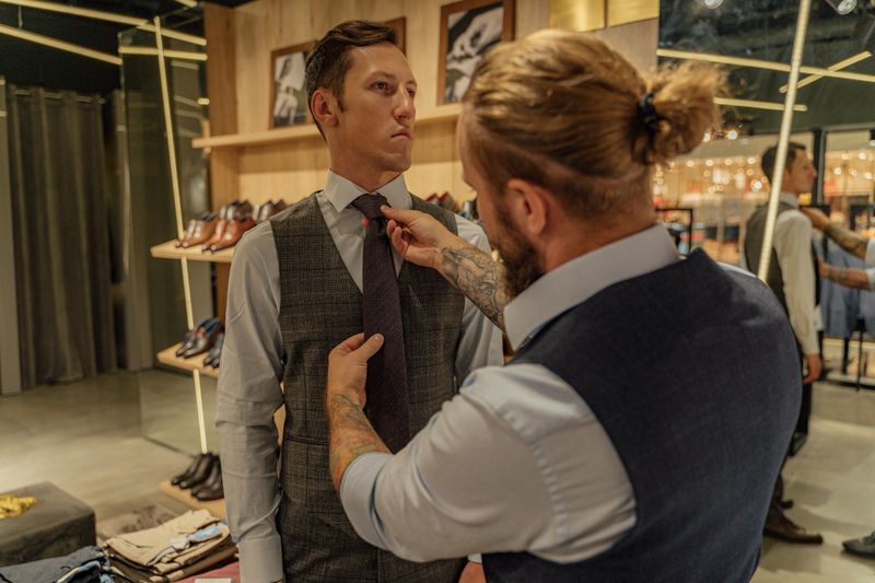 These 10 understated details make a man look refined—even in basic clothes