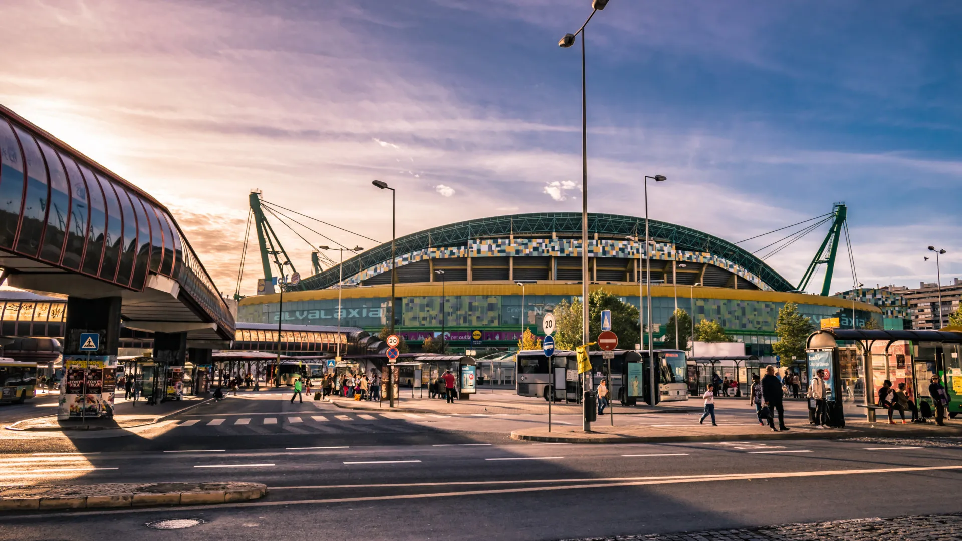 Rixa no dérbi de Alvalade. 