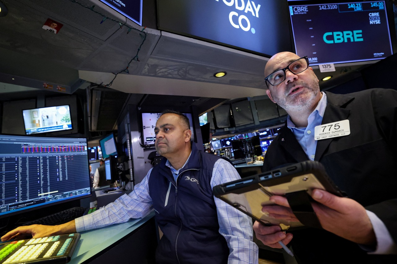 Global markets steady ahead of key US inflation report