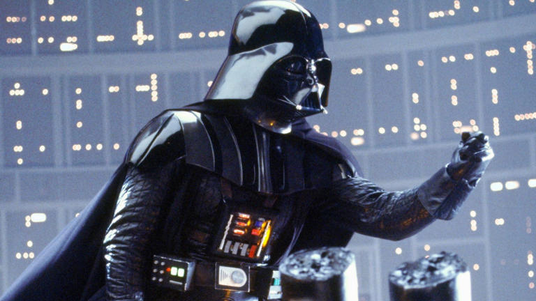 5 Star Wars characters stronger than Darth Vader, ranked