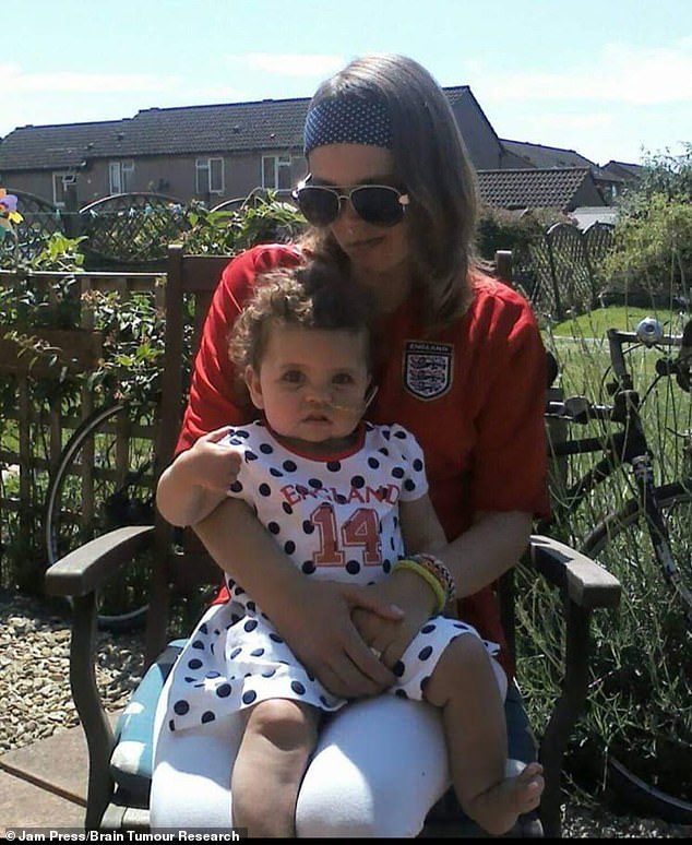 Doctors told expectant mother her hearing loss was 'tinnitus' - but it ...