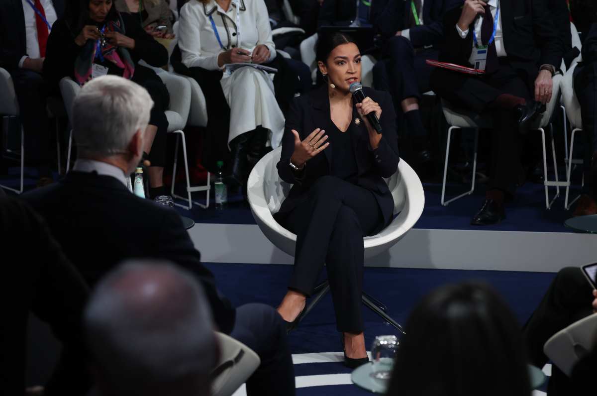 AOC says GOP dislikes Dems 'who actually stand up' for Americans after ...