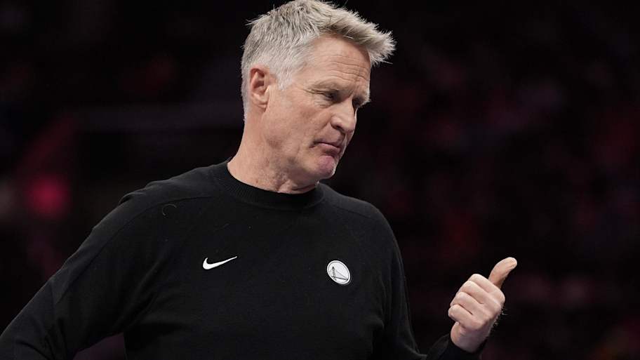 Kristaps Porzingis instantly deals crushing blow to young Warriors teammate<br>