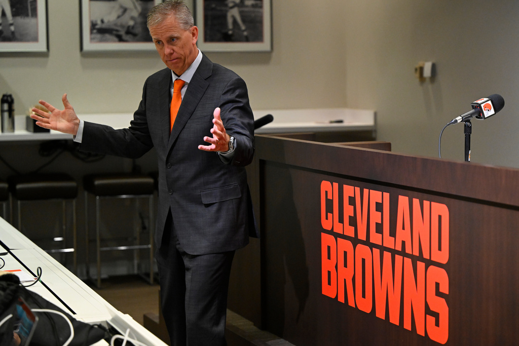 Browns tab Travis Switzer as OC, Mike Rutenberg as DC, and Byron Storer ...