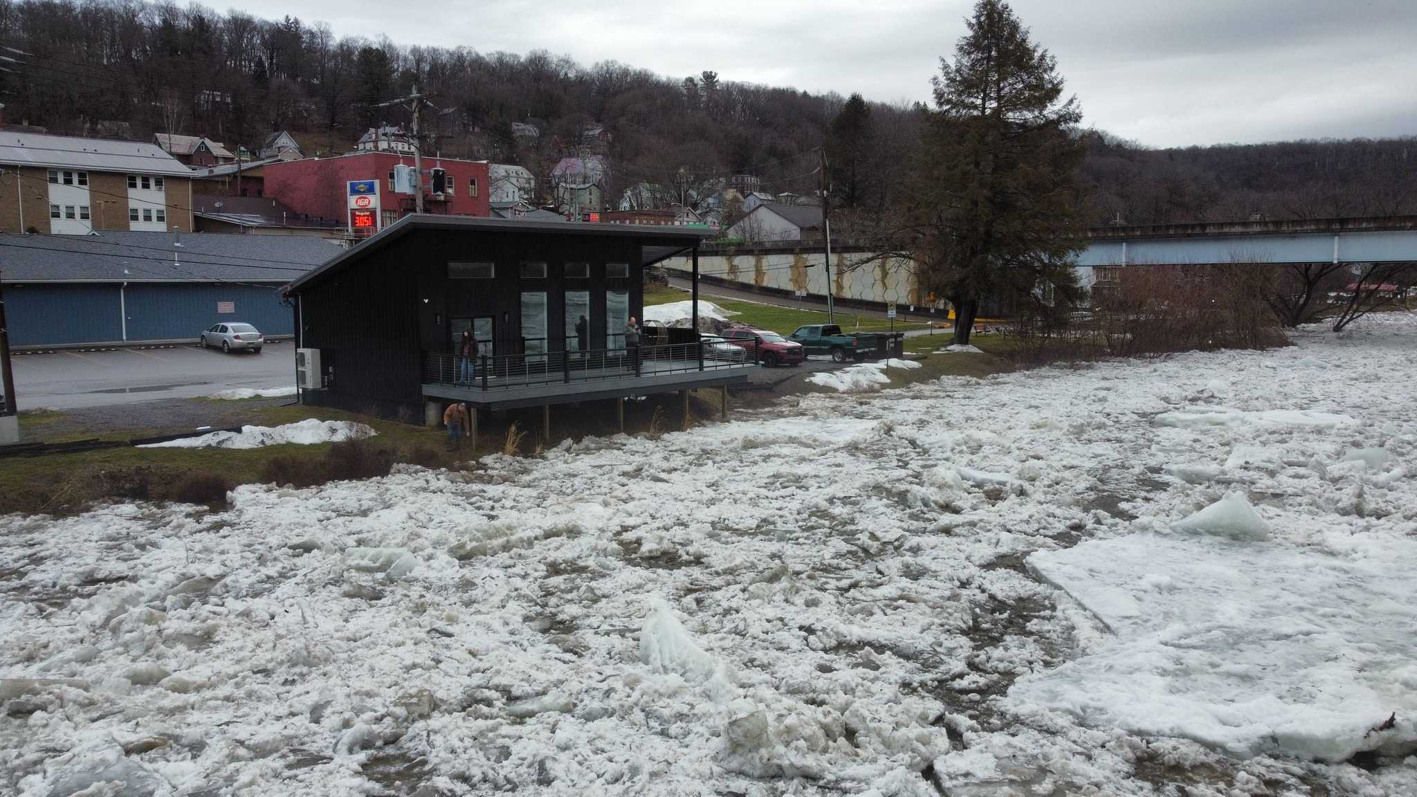 Flood warning issued, flood watches continue due to dangerous ice jams
