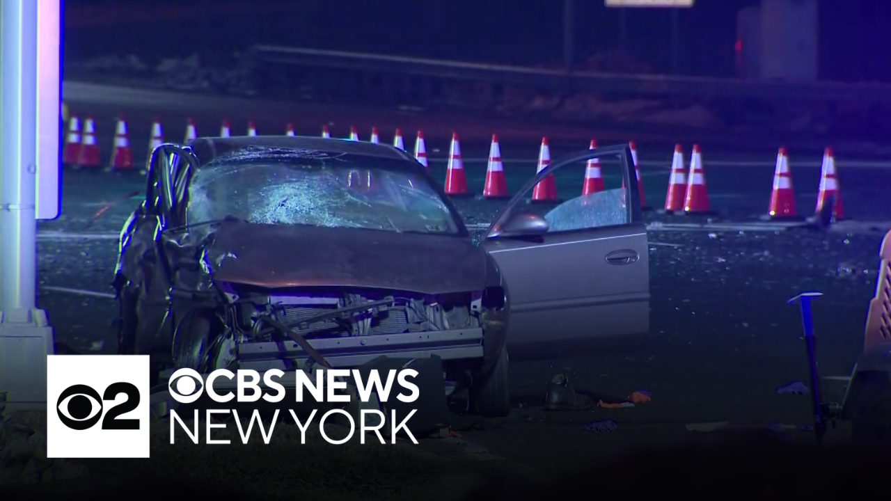 1 dead after car crash in Woodbridge, NJ., officials say