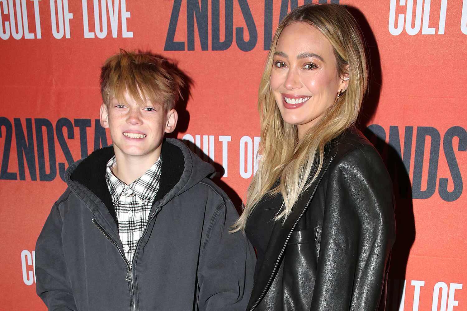 Hilary Duff's son Luca, 13, hilariously roasts his mom's outfit as he ...