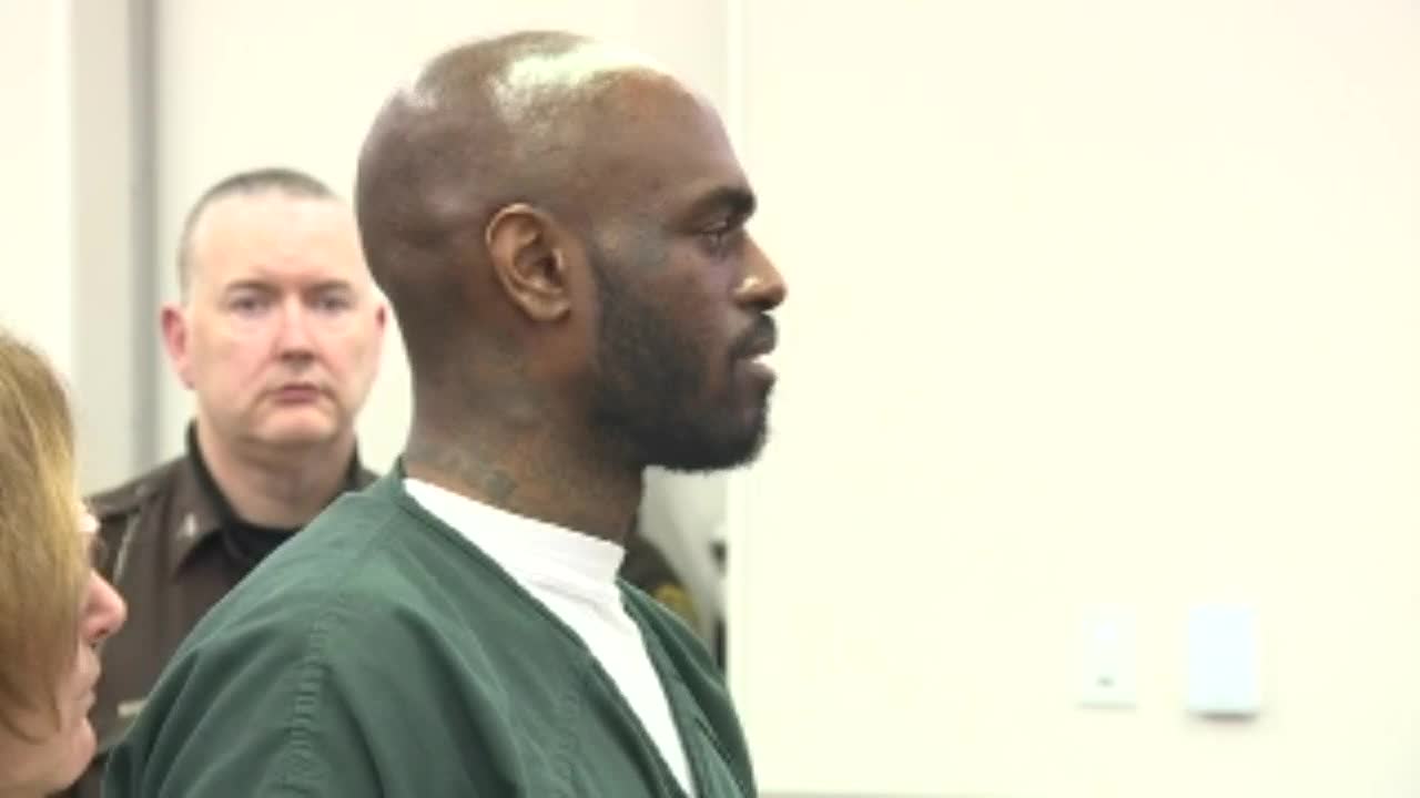 Desmond Burks addresses court before sentencing in murder of Detroit ...