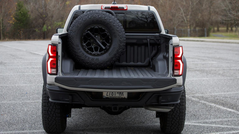 Chevy's Colorado ZR2 Bison is ridiculous (for better and worse)