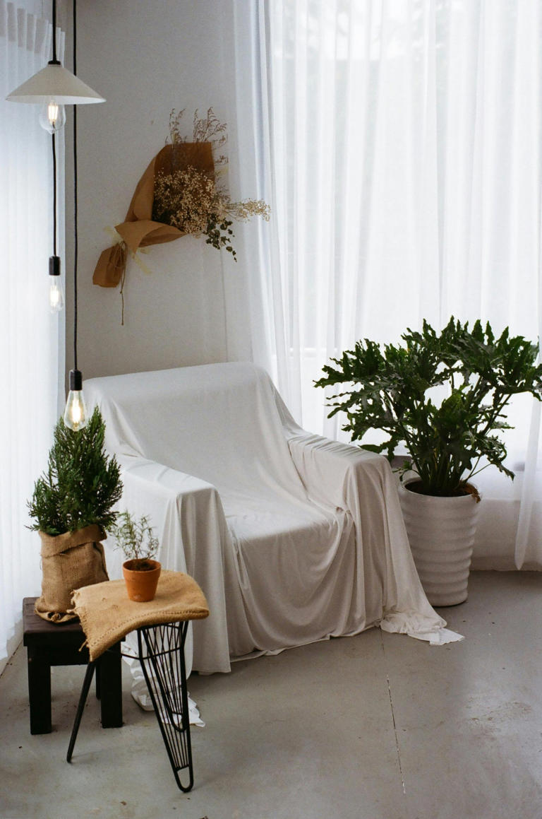 How to decorate and optimize a small apartment