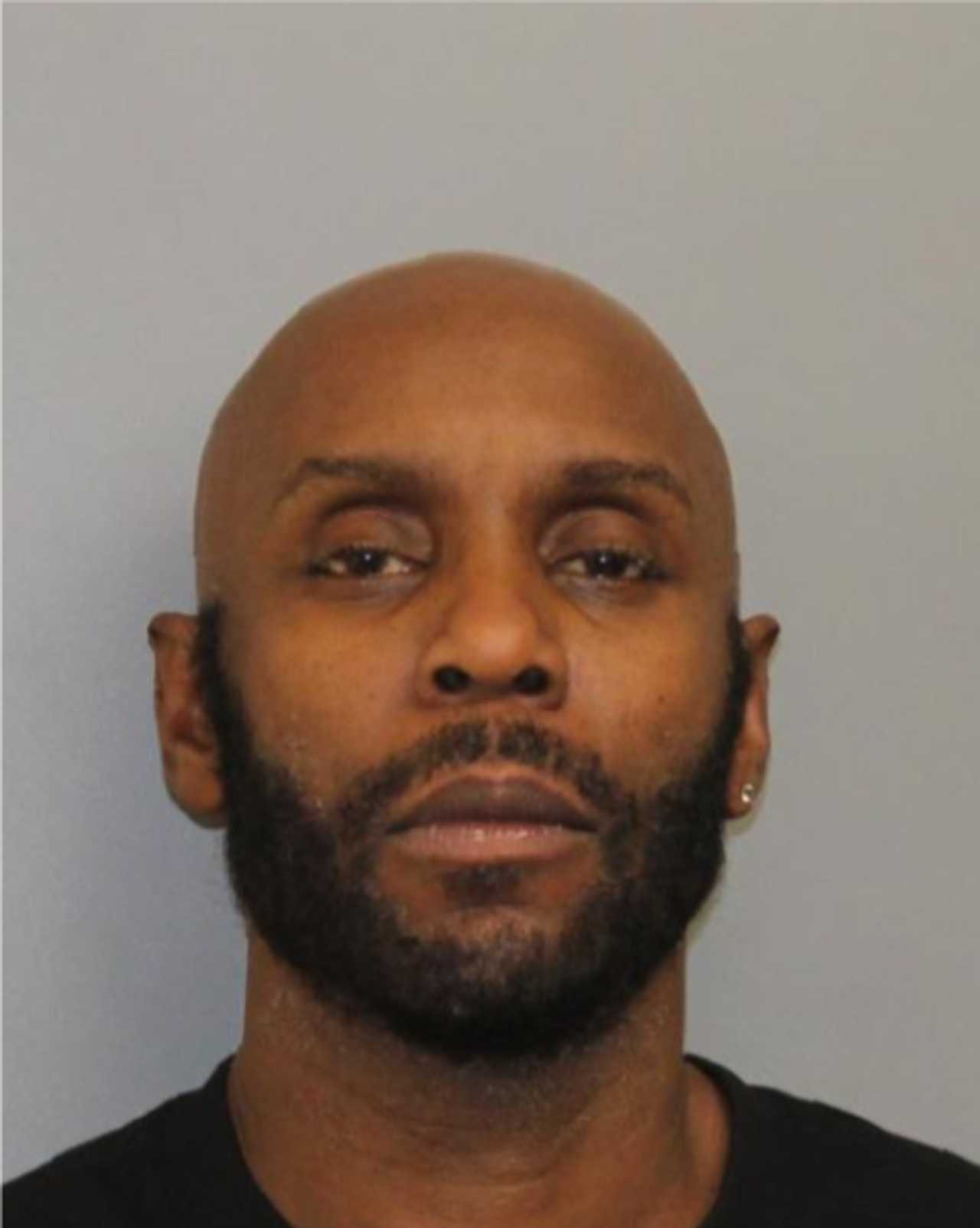 Man who resisted arrest, then caught with over kilo of cocaine in ...