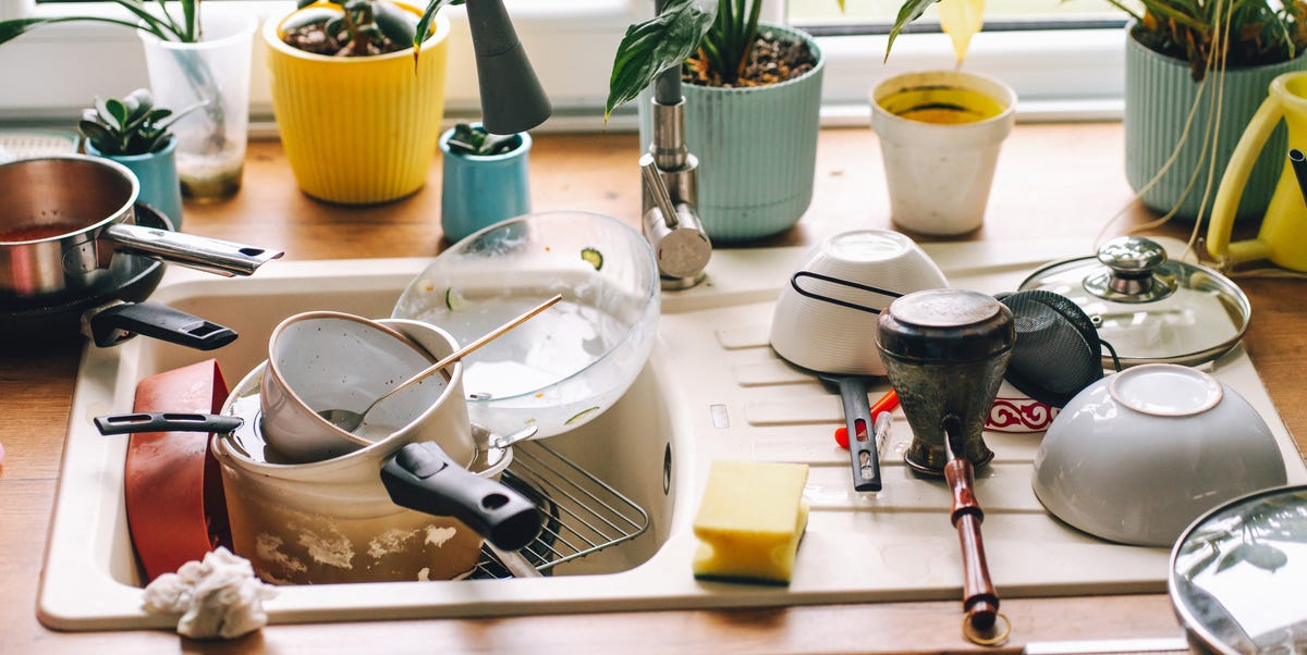 8 things you should never keep on your kitchen counter, according to ...