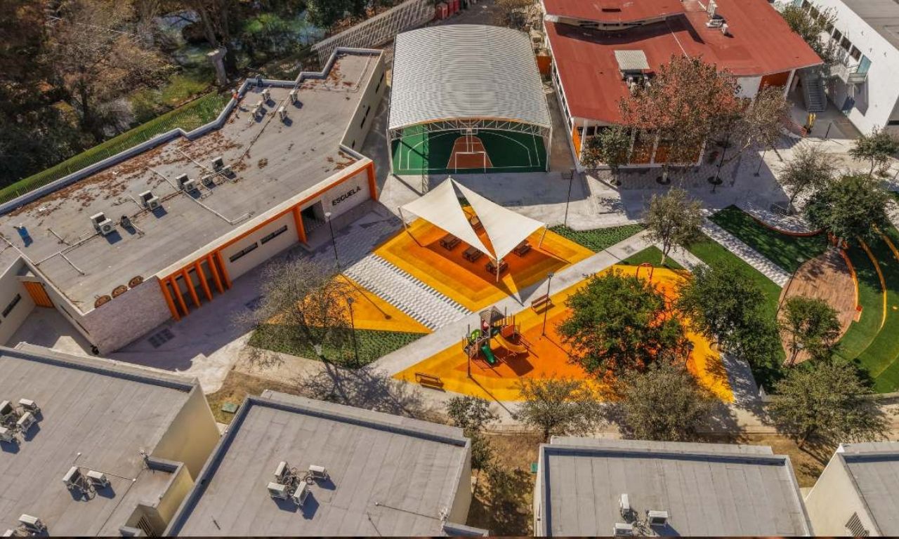 Así es la nueva Escuela de Capullos: tecnología, psicología y espacios ...
