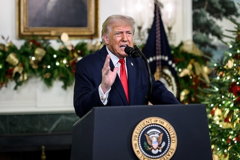 Trump considers limited strike on Iran amid naval buildup, as talks ...