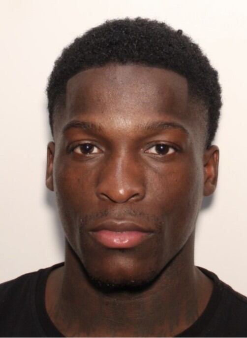 Savannah police seek man wanted in domestic violence incident