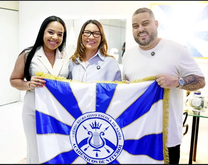 A primeira-dama, Janja da Silva, durante visita à escola de samba Acadêmicos de Niterói. Foto: Instagram/via: @academicosdeniteroi
