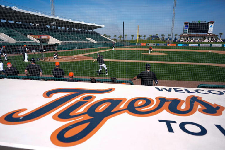 Baseball is back — but Sunday nights are changing