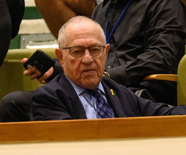 Dershowitz to Newsmax: Trump can recast tariffs under Article 2 powers<br><br>