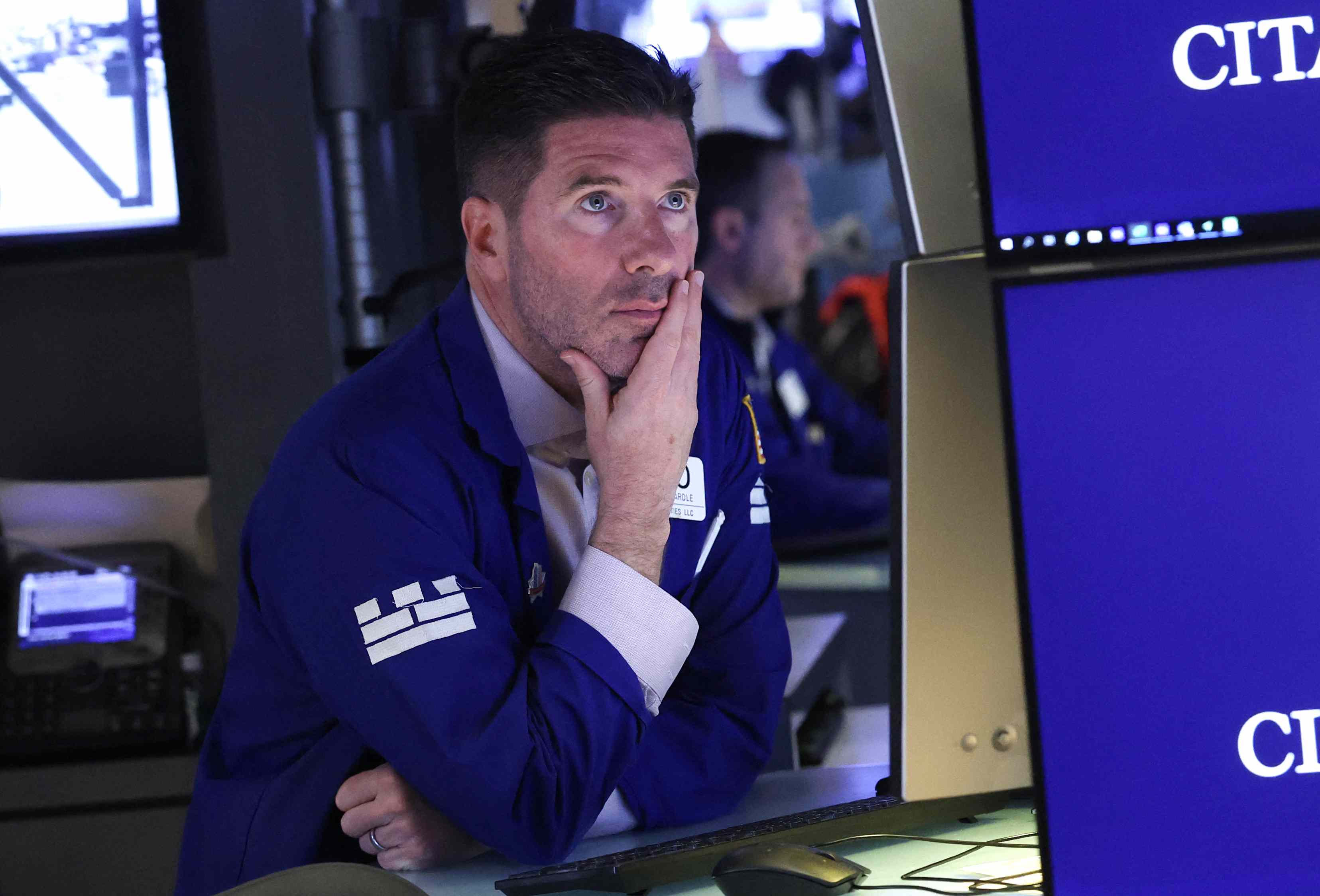 Here's why investors are worried about a Blue Owl private credit fund ...
