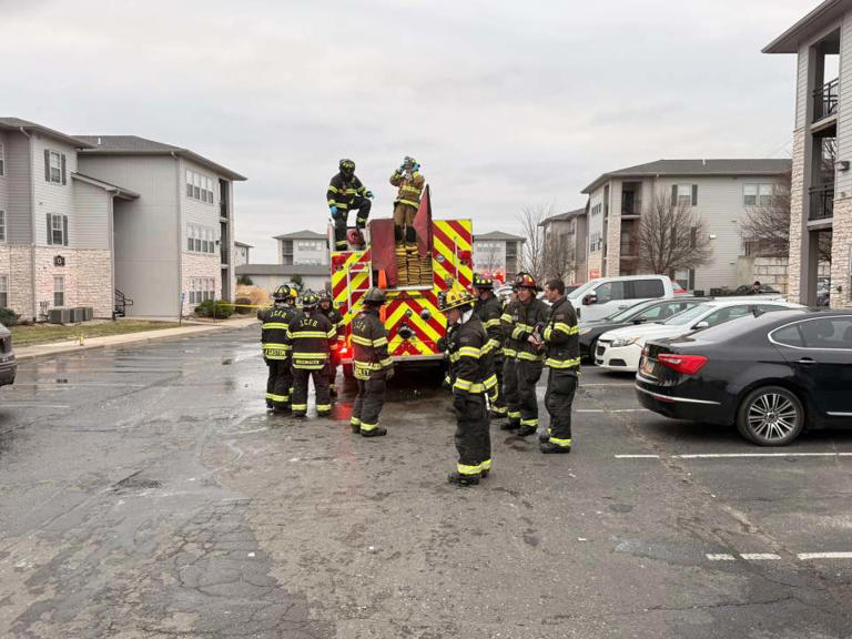 Photos: Crews put out large Junction City apartment fire