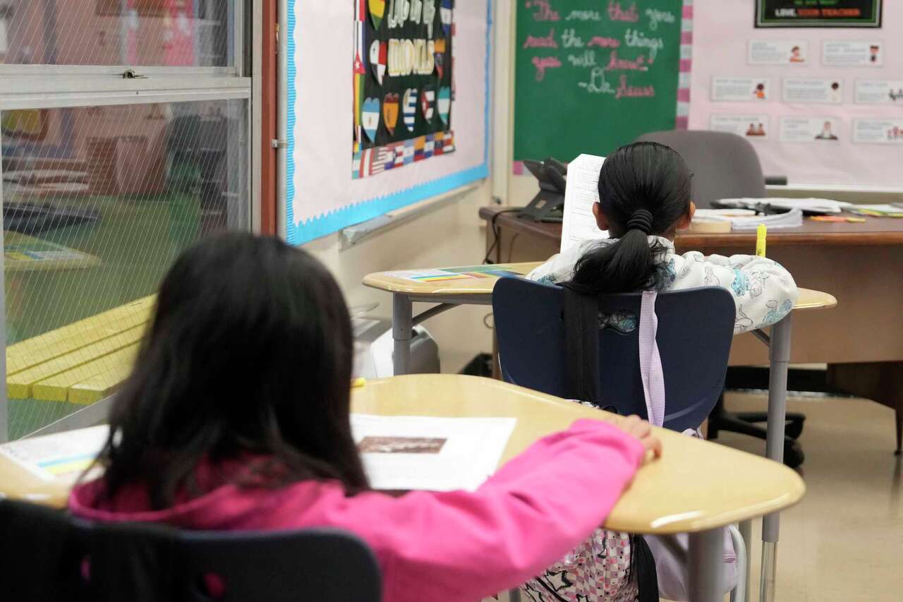 After $40M in repairs, HISD had nearly 2,000 A/C issues in August. See ...