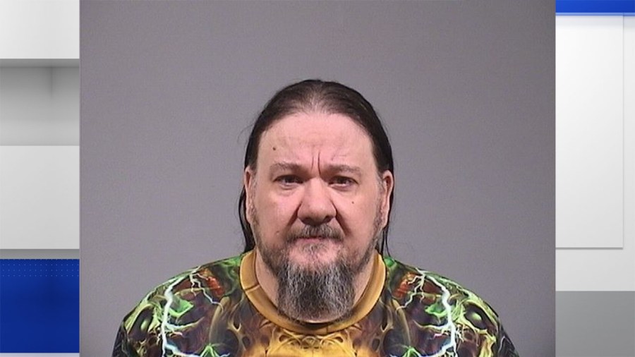 Man in custody following Warren standoff