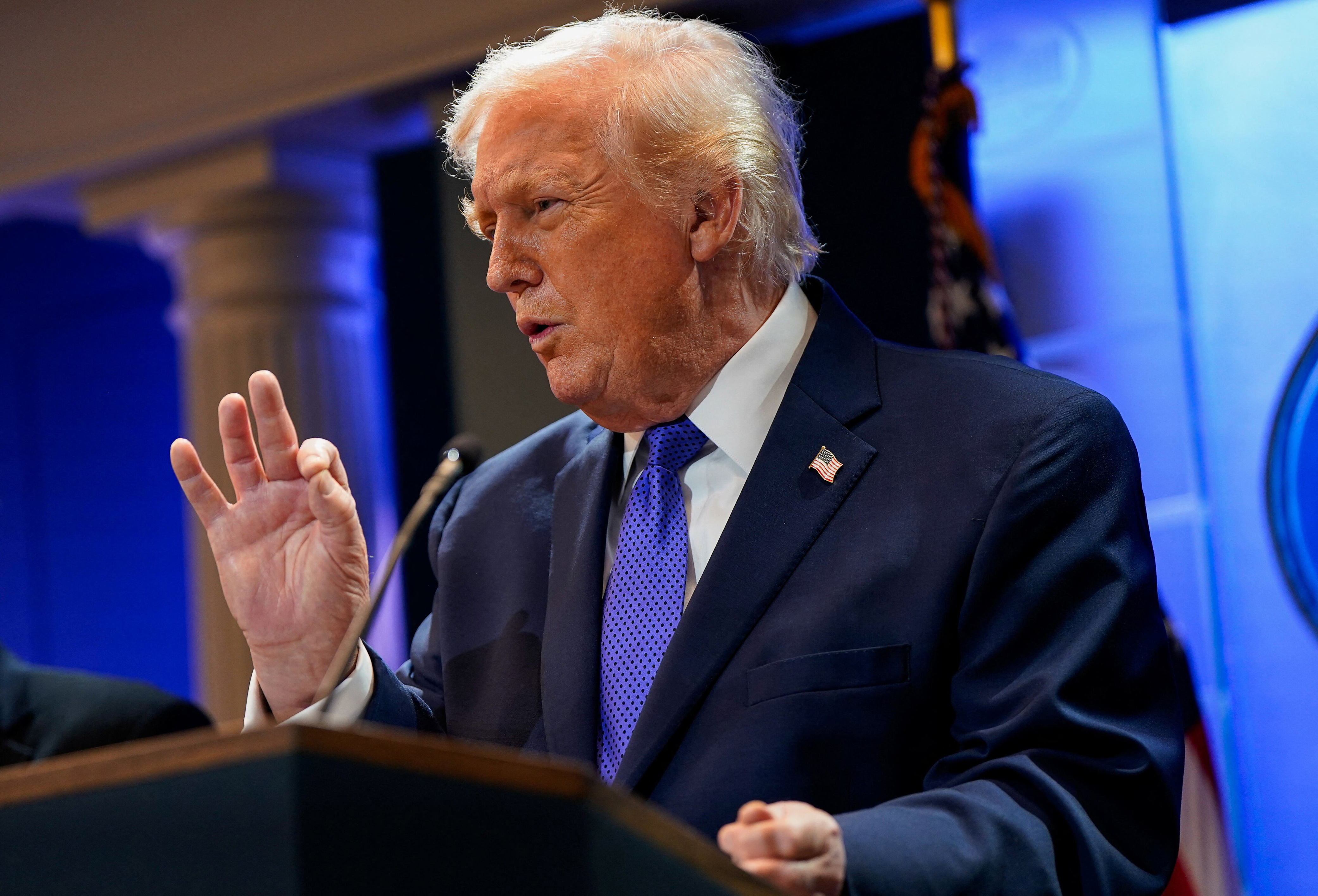 Trump threatens new 10% global tariff as he seethes over Supreme Court ...