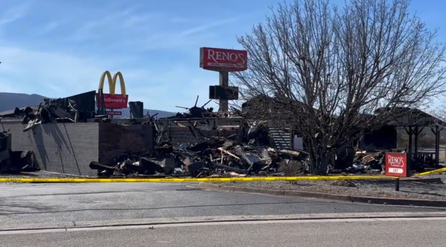 Fire burns Reno’s of Wise restaurant, VSP investigating