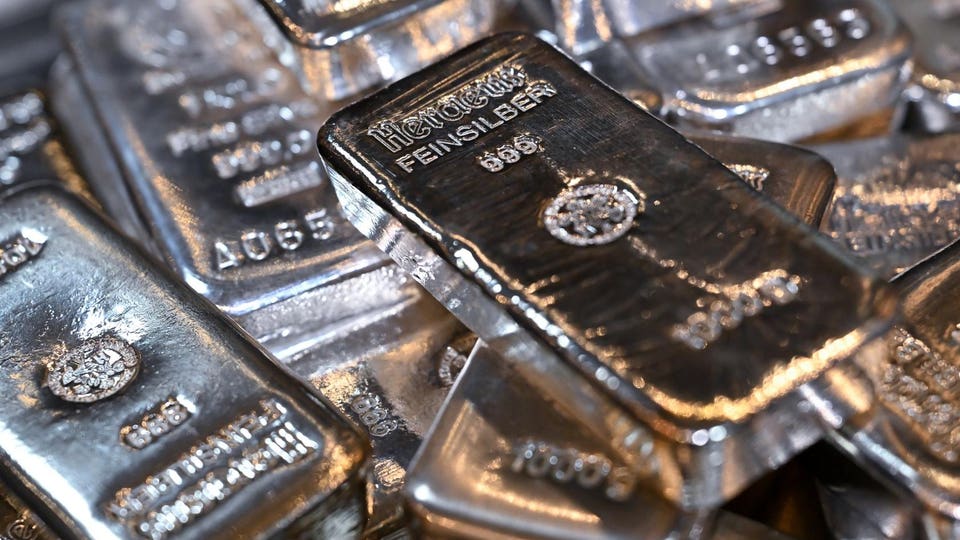 Silver surges 9%, gold also rises amid tariff ruling and Iran tensions<br>