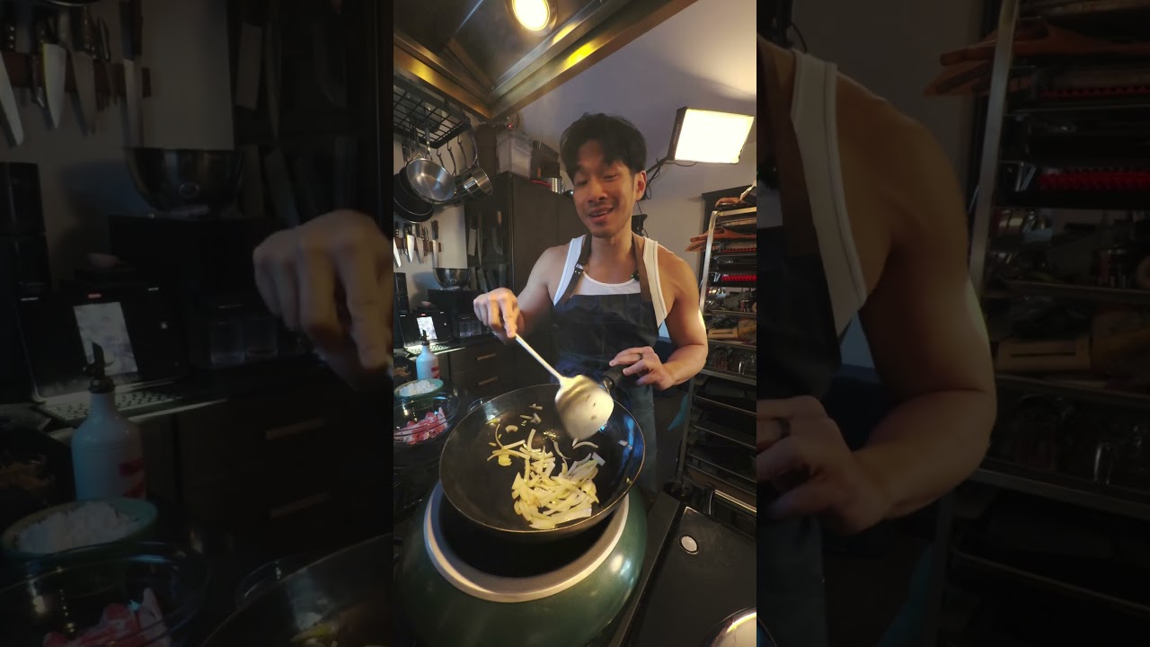 Why don't NEED day old rice for fried rice...