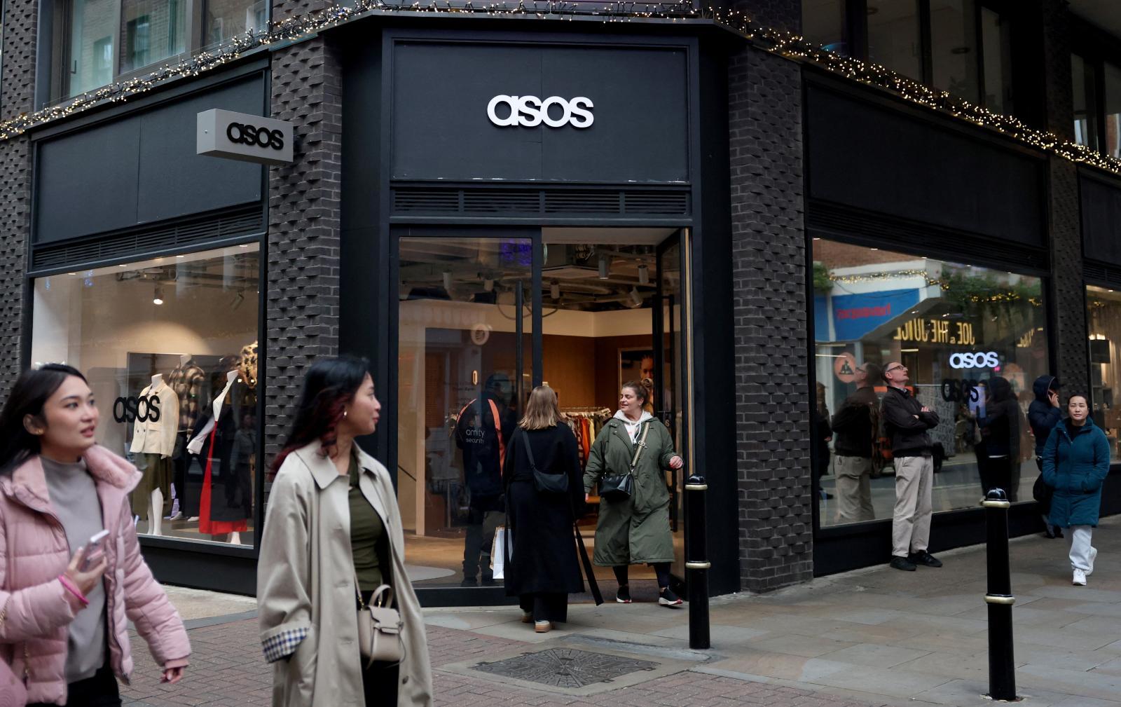 ผู้ก่อตั้ง ASOS แบรนด์แฟชั่นระดับโลก พลัดตกอาคารเสียชีวิตที่พัทยา