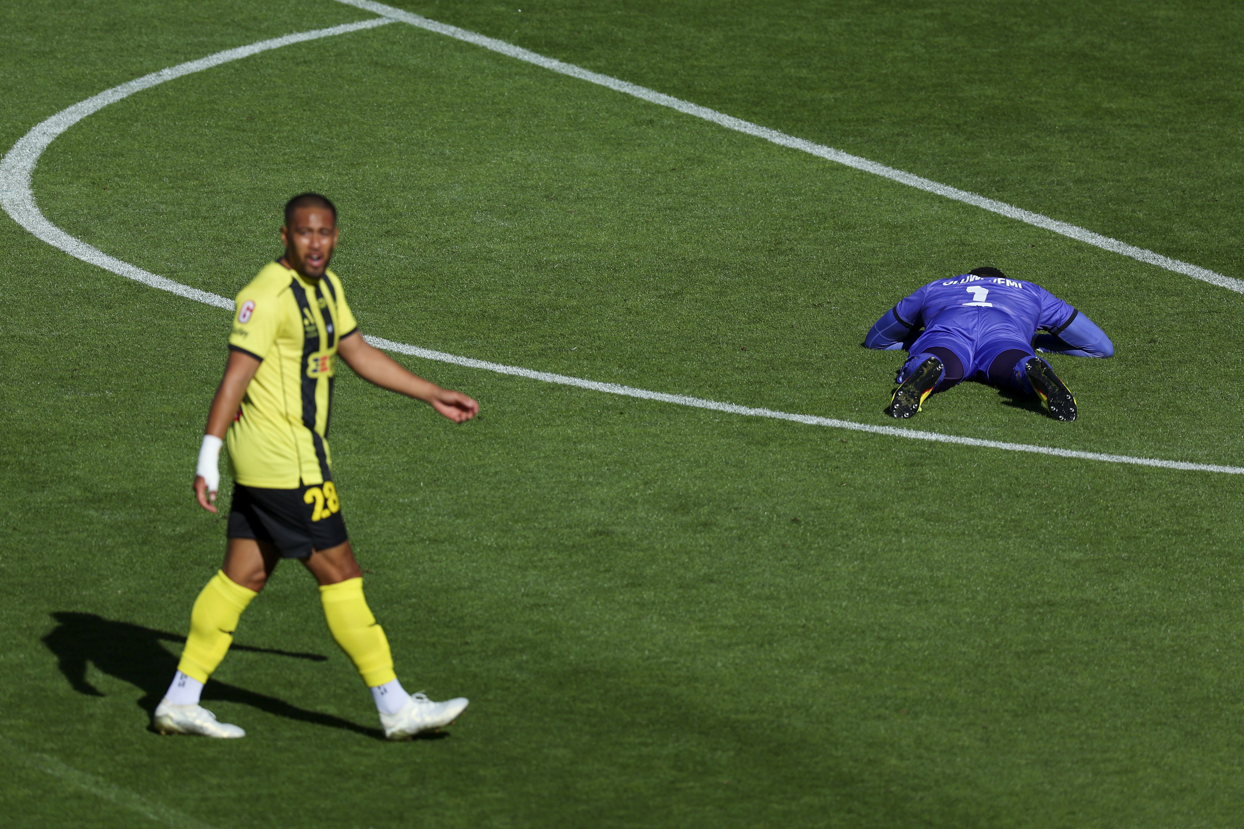 A-League goalie in 'absolute catastrophe' with 70m blunder