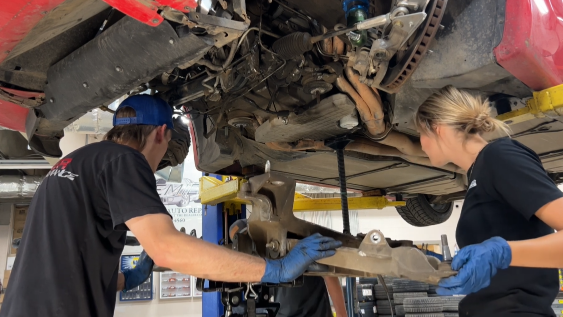 Analyzing the engine build in a recent Corvette