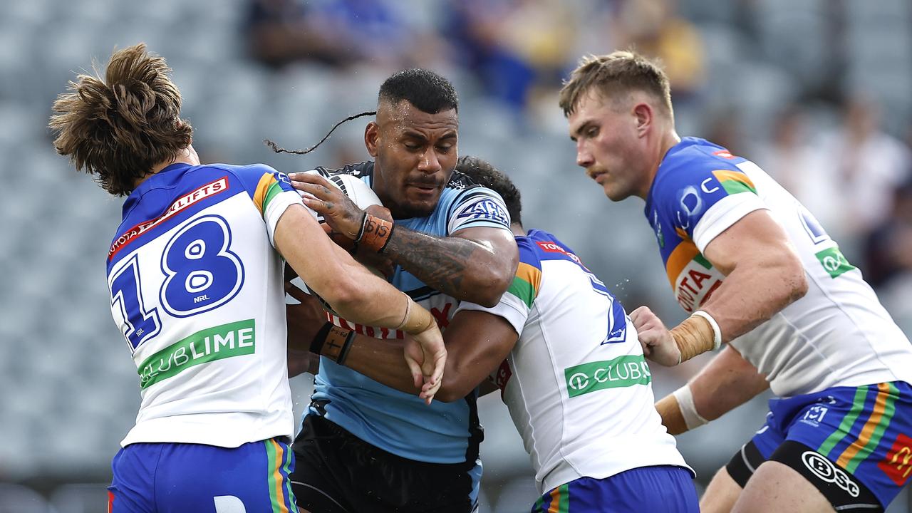 Sharks sweat on star’s injury as halves shine in Raiders thrashing ...