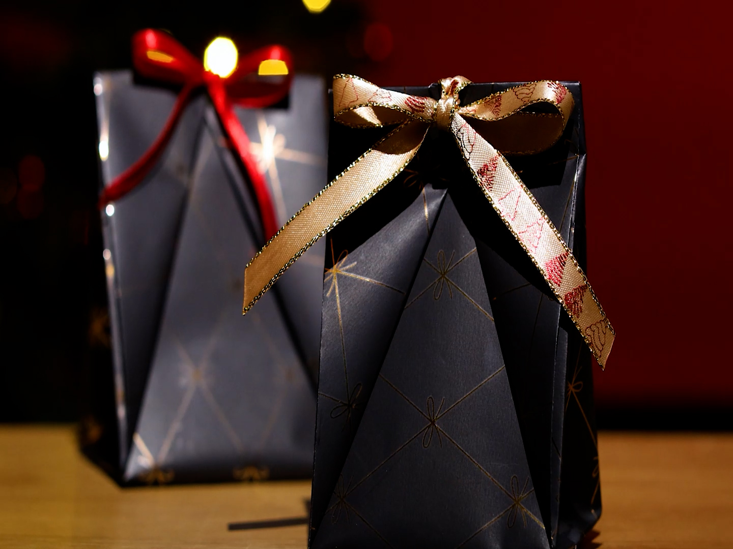 Christmas gift wrapping methods