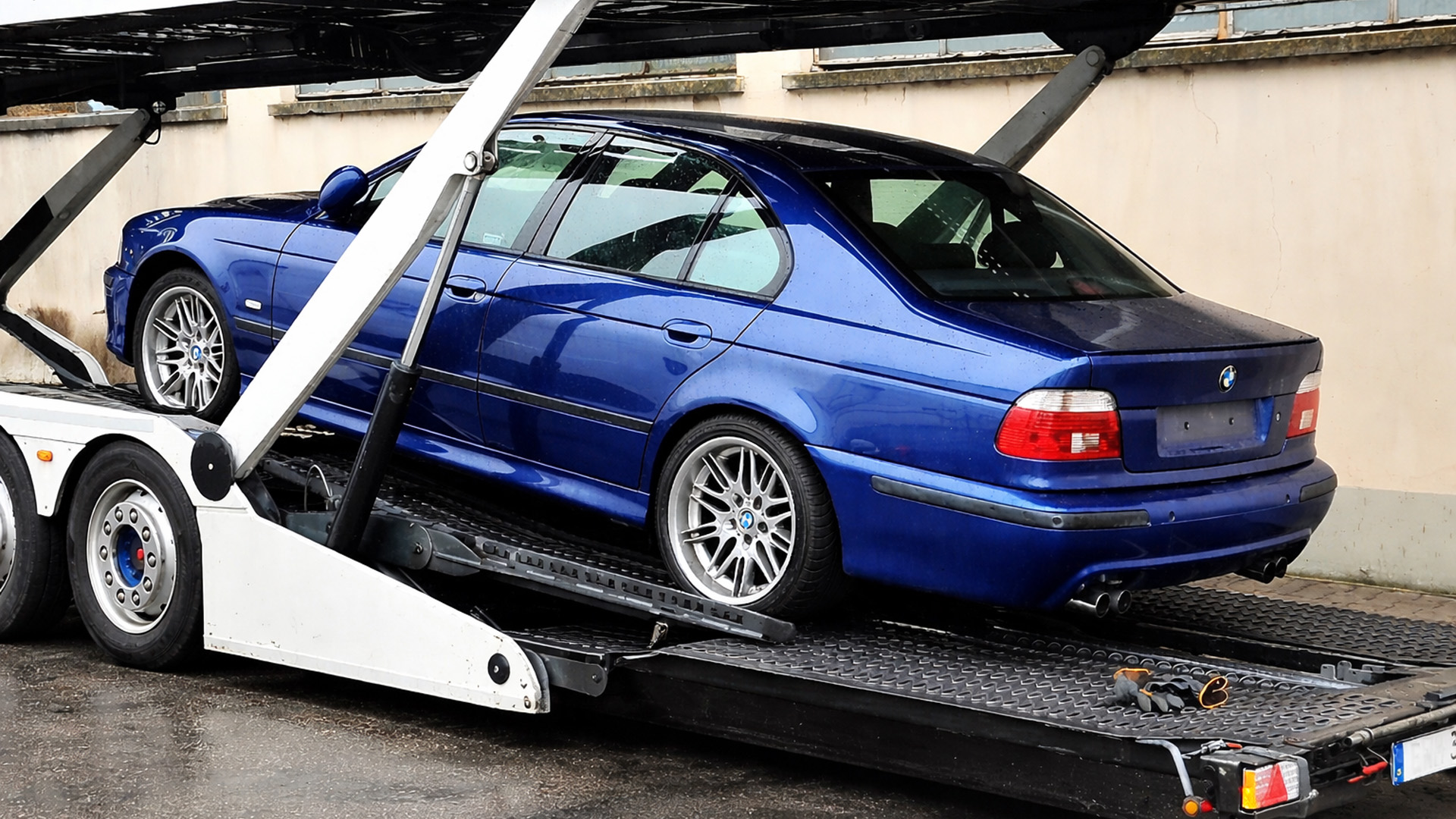 Bringing a powerful BMW E39 back to life