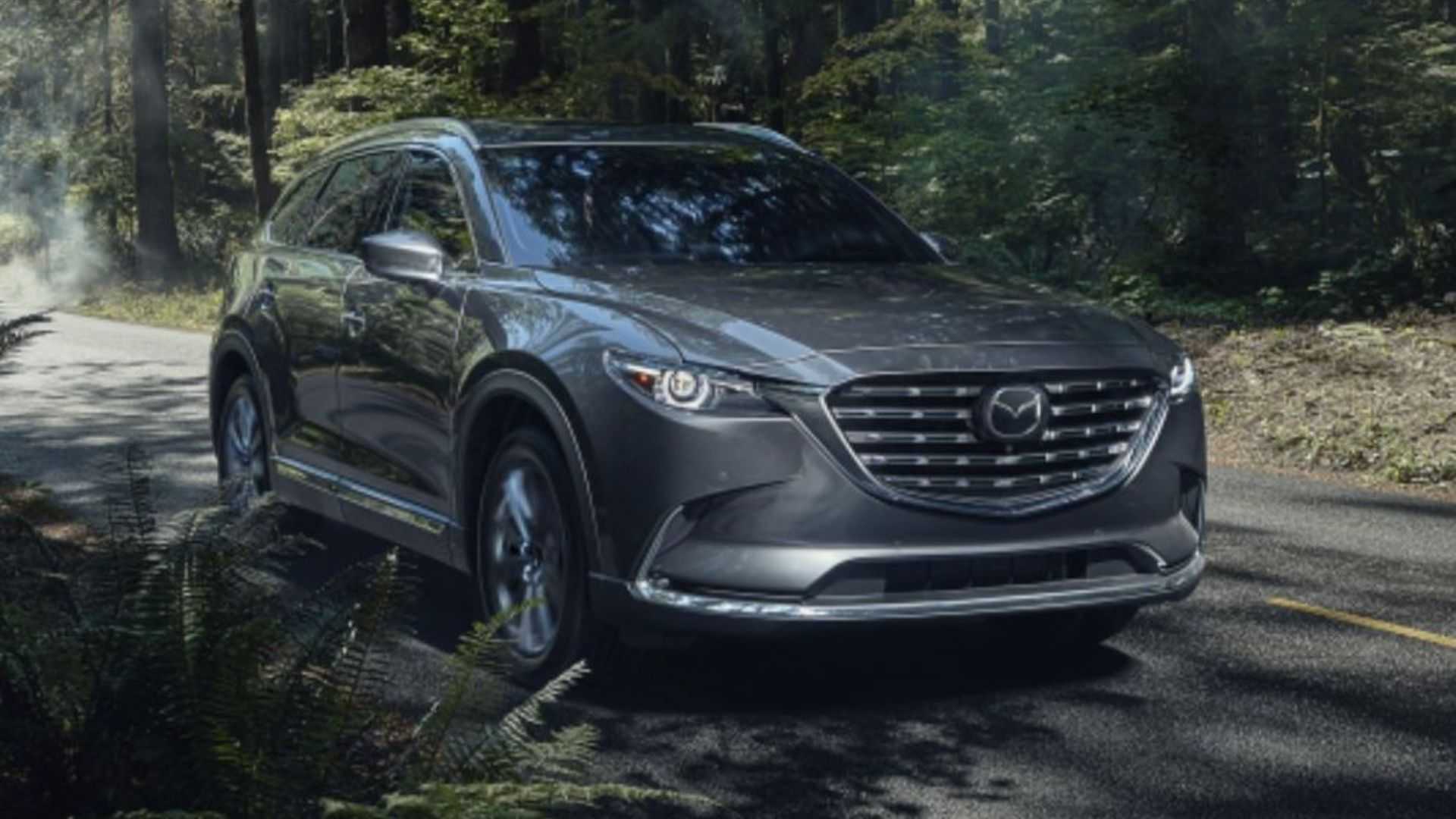 2021 Mazda CX-9 front quarter