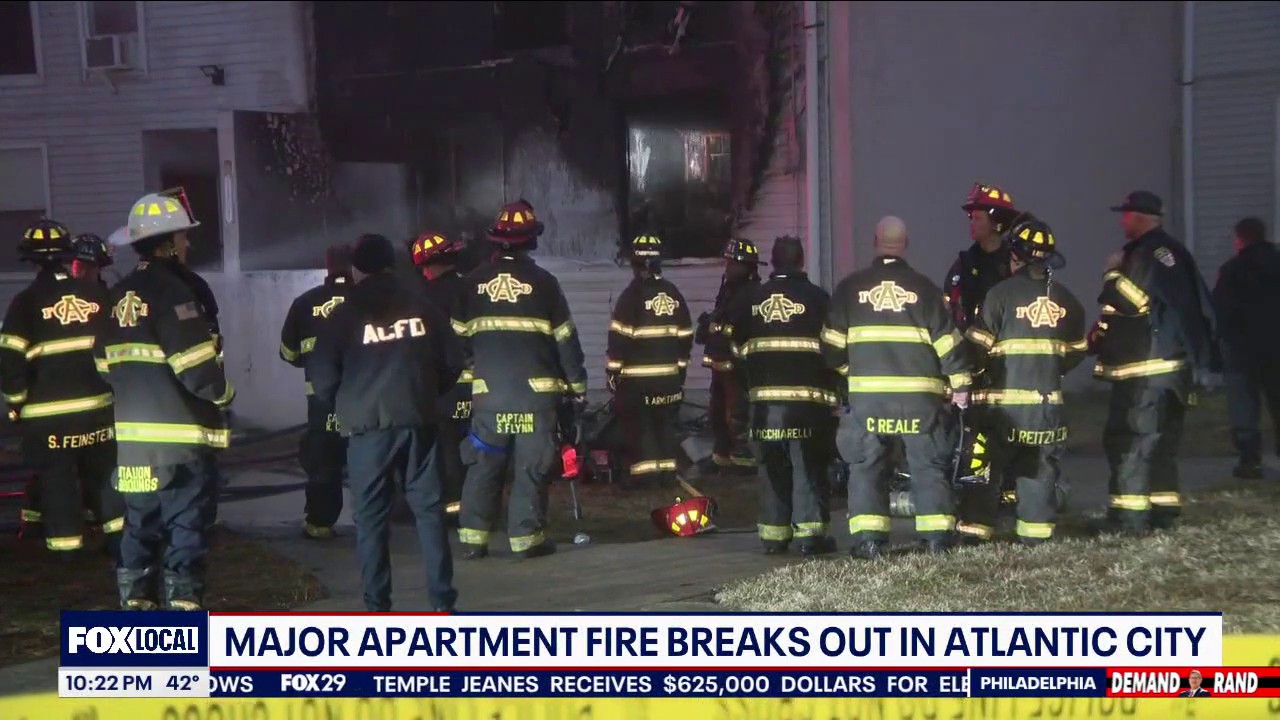 3 people including 2 children displaced after apartment fire in ...