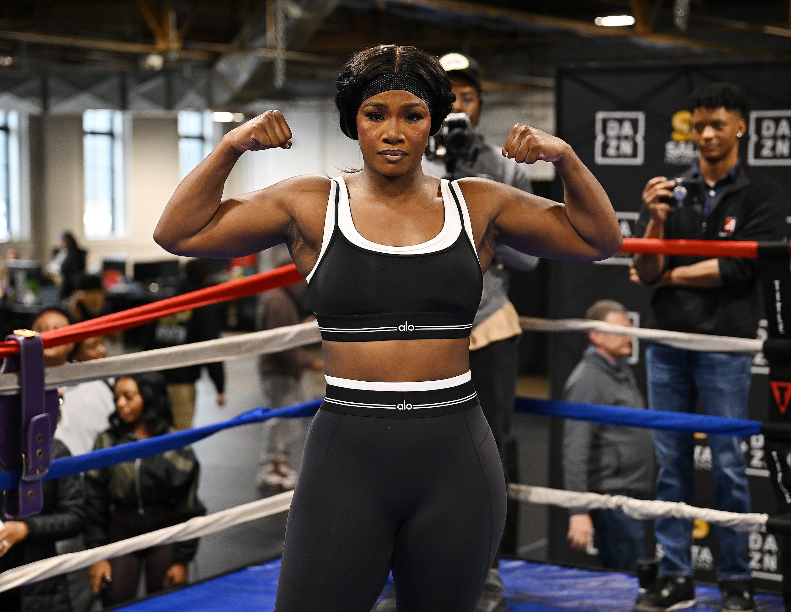 Claressa Shields officially weighed in; here's the full lineup for ...