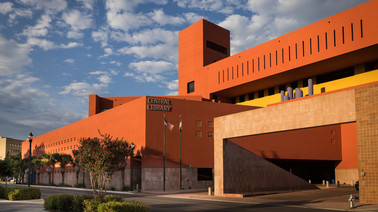 Texas' bold and beautiful library is a buzzing cultural center tucked ...