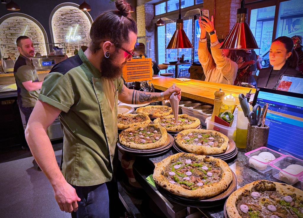 When in Rome: Budapest pizzeria offers time-travel twist with ancient ...