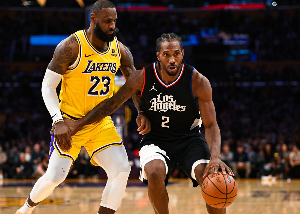 LeBron James Heaps Praise On Kawhi Leonard: “One Of The Best Players Ever”